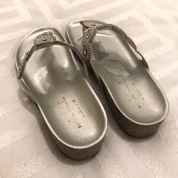 Glitzy Sandals 🩴 - Picture 5 of 9